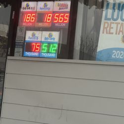 Broadway Liquor - Wowza!