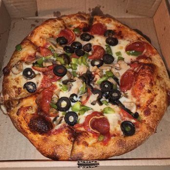 Little Dinos Pizza Express - Pepperoni, mushrooms, black olives and green pepper. My personal favorite! - Chicken Wings Near Me - Eastpointe, Michigan Little Dinos Pizza Express - Pepperoni, mushrooms, black olives and green pepper. My personal favorite! - Chicken Wings Near Me - Eastpointe, Michigan