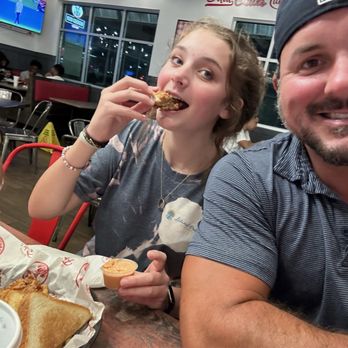 Slim Chickens - Yummy! - Southern Near Me - Tupelo, Mississippi Slim Chickens - Yummy! - Southern Near Me - Tupelo, Mississippi