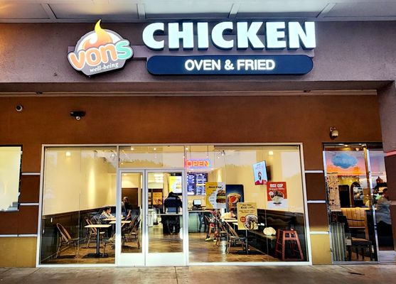 Vons Chicken by null