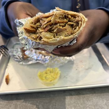 Bezoria - Alpharetta - Chicken Shawarma - Middle Eastern Near Me - Alpharetta, Georgia