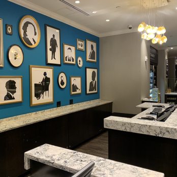 The Embassy Row Hotel - Checkin desk with a lovely silhouette wall of famous DC persons - Hotels Near Me - Washington, DC, District of Columbia The Embassy Row Hotel - Checkin desk with a lovely silhouette wall of famous DC persons - Hotels Near Me - Washington, DC, District of Columbia