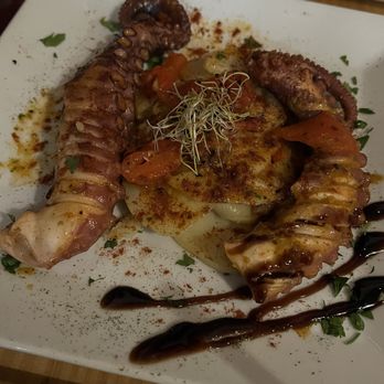 El Sur - Grilled octopus - Tapas Bars Near Me - Madrid, M El Sur - Grilled octopus - Tapas Bars Near Me - Madrid, M