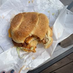 The Green Deli & Juice Bar - Plant these buffalo chicken sandwich