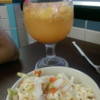 El Torogoz - Ensalada y curtido - Salvadoran Near Me - Lynwood, California El Torogoz - Ensalada y curtido - Salvadoran Near Me - Lynwood, California