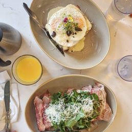Croque Madame Crostini