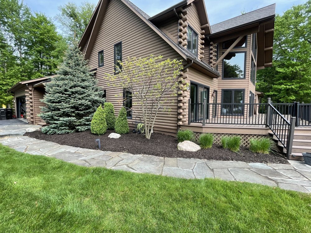 Taylor Scapes - tree service in Grand Rapids, MI