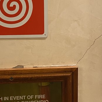 Hotel degli Orafi - Area near fire extinguisher case. - Hotels Near Me - Florence, FI