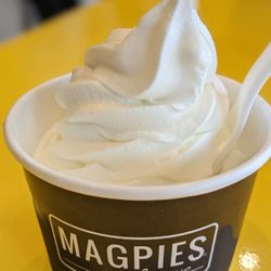 Magpies Softserve - Sweet cream