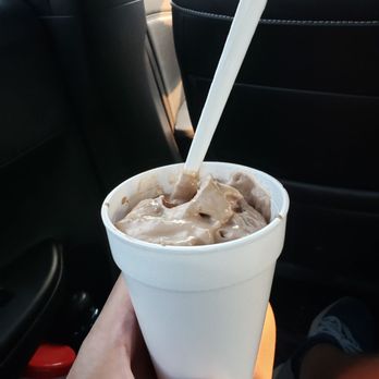 Nemo's - Peanut butter and chocolate shake - Fast Food Near Me - Escalante, Utah