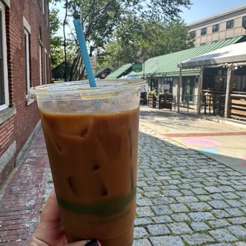 Front Street Coffeehouse - Latte - Coffee & Tea Near Me - Salem, Massachusetts Front Street Coffeehouse - Latte - Coffee & Tea Near Me - Salem, Massachusetts