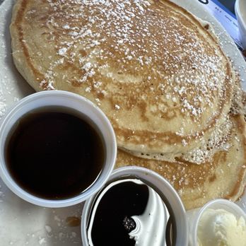 Hot Off The Griddle - Breakfast & Brunch Near Me - Orangevale, California