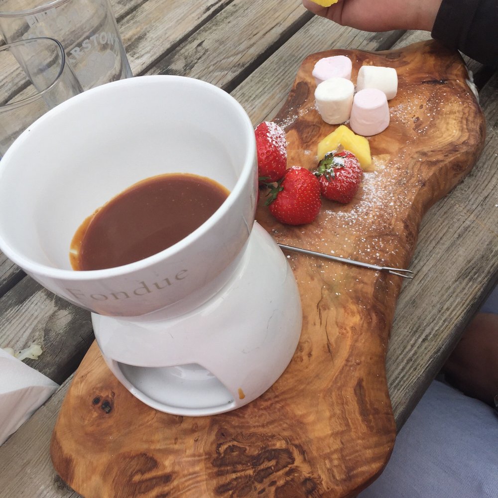 The Hogget - Fondue - Pubs Near Me - Hook, HAM