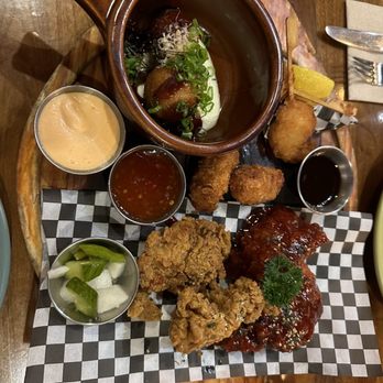 Berkeley Social Club - Appetizer Sampler - Breakfast & Brunch Near Me - Berkeley, California