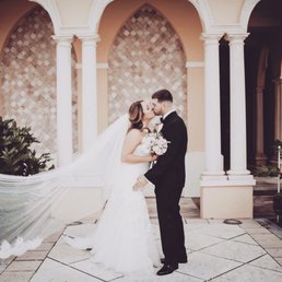 A sneak peak of our wedding photos! We can't wait to see the rest!! Thanks Ralph!