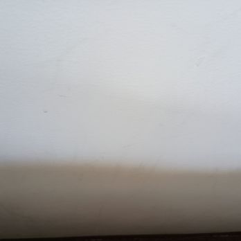 Grand Canyon Railway Hotel - Filthy wall next to bed - Hotels Near Me - Williams, Arizona Grand Canyon Railway Hotel - Filthy wall next to bed - Hotels Near Me - Williams, Arizona