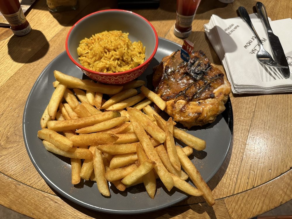 NANDO’S - Updated December 2024 - 36 Photos - 48-50 Stamford New Road ...