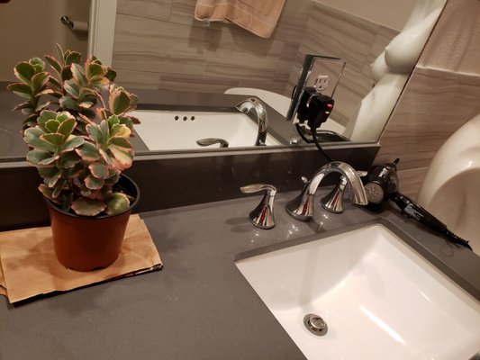 Greenlife Nursery and Landscaping