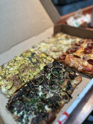 Triple Beam Pizza by null