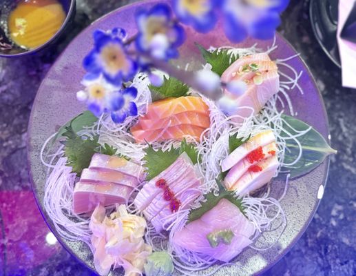 Nova II Sushi Bar & Asian Bistro by null