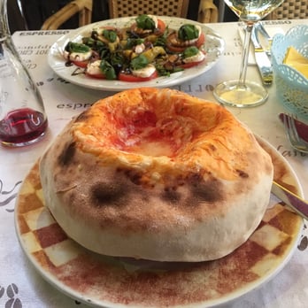 La Toscana - The famous onion soup with caprese in the background. - Italian Near Me - Garmisch-Partenkirchen, BY La Toscana - The famous onion soup with caprese in the background. - Italian Near Me - Garmisch-Partenkirchen, BY