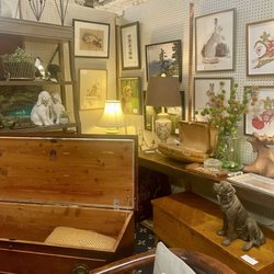 Twin Brothers Antiques - Interior