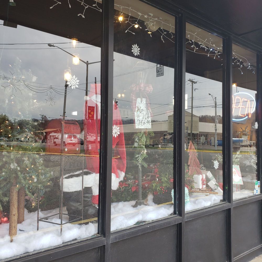 THREE BIRDS FLORAL AND BOUTIQUE Updated September 2024 1001 Smith