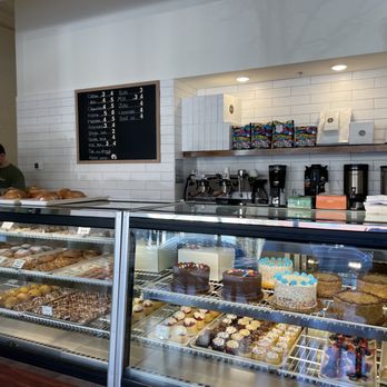 EvaDean’s Bakery and Cafe - Pastries, sandwiches and coffee to go! - Bakeries Near Me - Wilmette, Illinois EvaDean’s Bakery and Cafe - Pastries, sandwiches and coffee to go! - Bakeries Near Me - Wilmette, Illinois