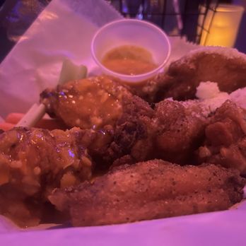 Sylk Cove Cocktail Lounge - Garlic Parmesan Wings Lemon Pepper Wings Spicy Hot Scotch Bonnet Wings - Lounges Near Me - Brooklyn, New York Sylk Cove Cocktail Lounge - Garlic Parmesan Wings Lemon Pepper Wings Spicy Hot Scotch Bonnet Wings - Lounges Near Me - Brooklyn, New York