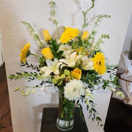 Floral in a vase .