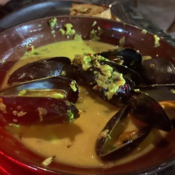 1933 Lounge - Prince Edward Mussels minus 2/3rds of the portion because we ate it so quickly! - Steakhouses Near Me - Fishers, Indiana