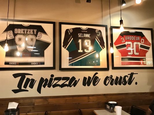 Joey’s Pizza by null