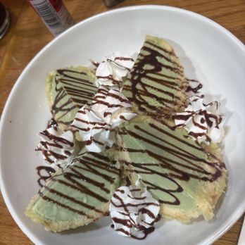 Futaba Japanese Restaurant - Green tea tempura Ice cream - Ramen Near Me - Northridge, California