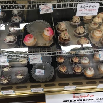 Carolina Cupcakery - Bakeries Near Me - CHESAPEAKE, Virginia