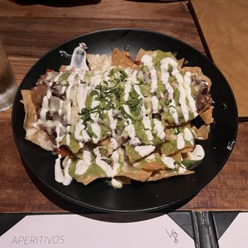 Ventana Grill - Asada nachos (appetizer) - Latin American Near Me - Pismo Beach, California Ventana Grill - Asada nachos (appetizer) - Latin American Near Me - Pismo Beach, California