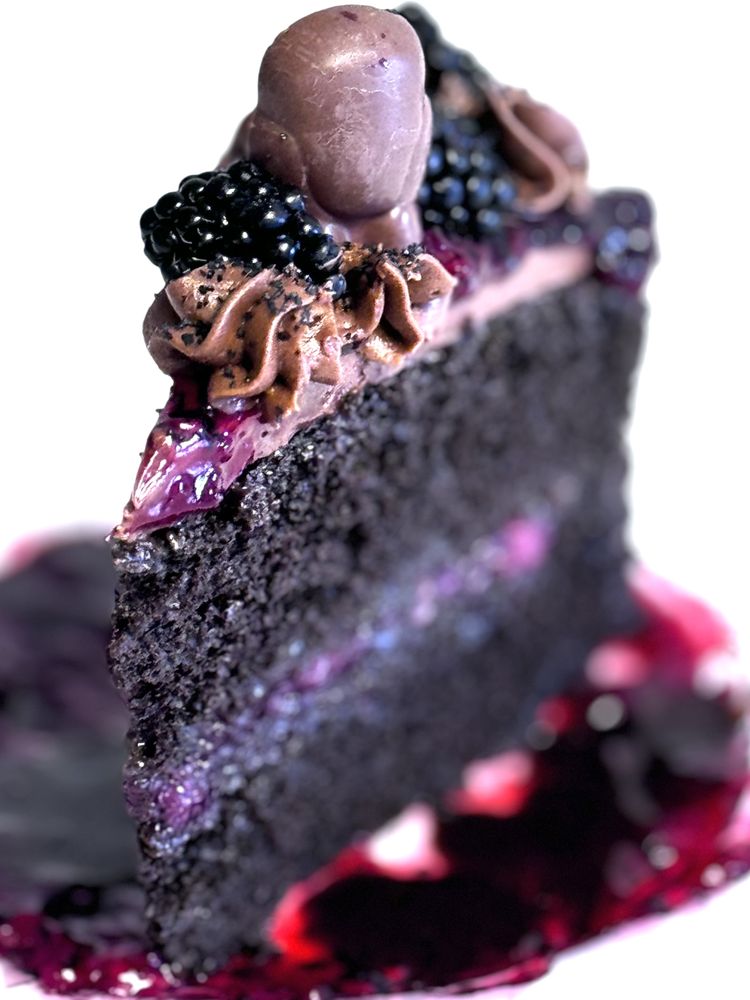 Social spots from Twisted Sports Bar & Grill Deuce