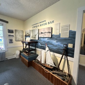 Umpqua River Lighthouse Museum - Museum - Museums Near Me - Winchester Bay, Oregon