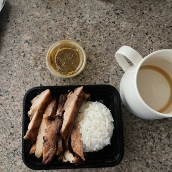 Aloha Catering - This is a mini plate. The palm of my hand is bigger than this. I paid $23 for it. This place is a scam. - Barbeque Near Me - Los Angeles, California Aloha Catering - This is a mini plate. The palm of my hand is bigger than this. I paid $23 for it. This place is a scam. - Barbeque Near Me - Los Angeles, California