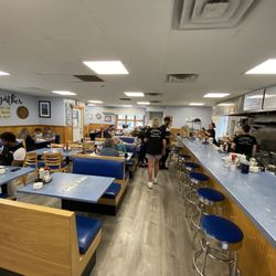 Stephy's Kitchen - Place was busy when we arrived it there were open tables.