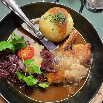 Bayerische Staatsbrauerei Weihenstephan - Roast duck - Breweries Near Me - Freising, BY Bayerische Staatsbrauerei Weihenstephan - Roast duck - Breweries Near Me - Freising, BY