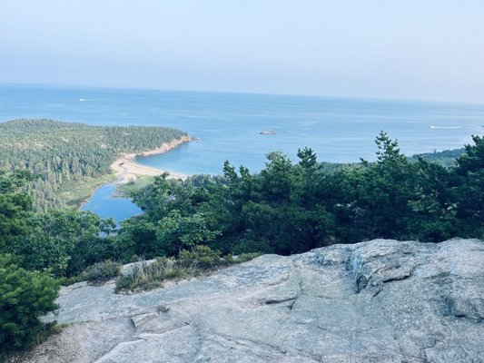 Beehive Trail by null