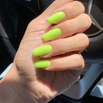 Captivate Nail Spa - By Mary - Nail Salons Near Me - Fullerton, California