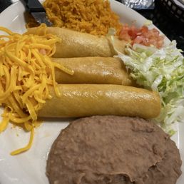 3 chicken Soft Tacos Plate