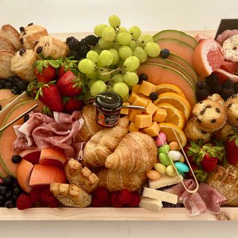 Social Grazing - Brunch board - Caterers Near Me Social Grazing - Brunch board - Caterers Near Me