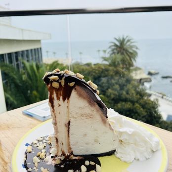 Duke's La Jolla - Hula Pie - New American Near Me - La Jolla, California Duke's La Jolla - Hula Pie - New American Near Me - La Jolla, California