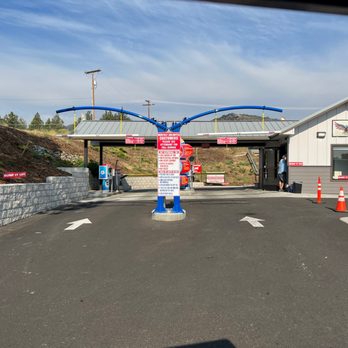 Splash & Dash - Car Wash Near Me - Yreka, California Splash & Dash - Car Wash Near Me - Yreka, California