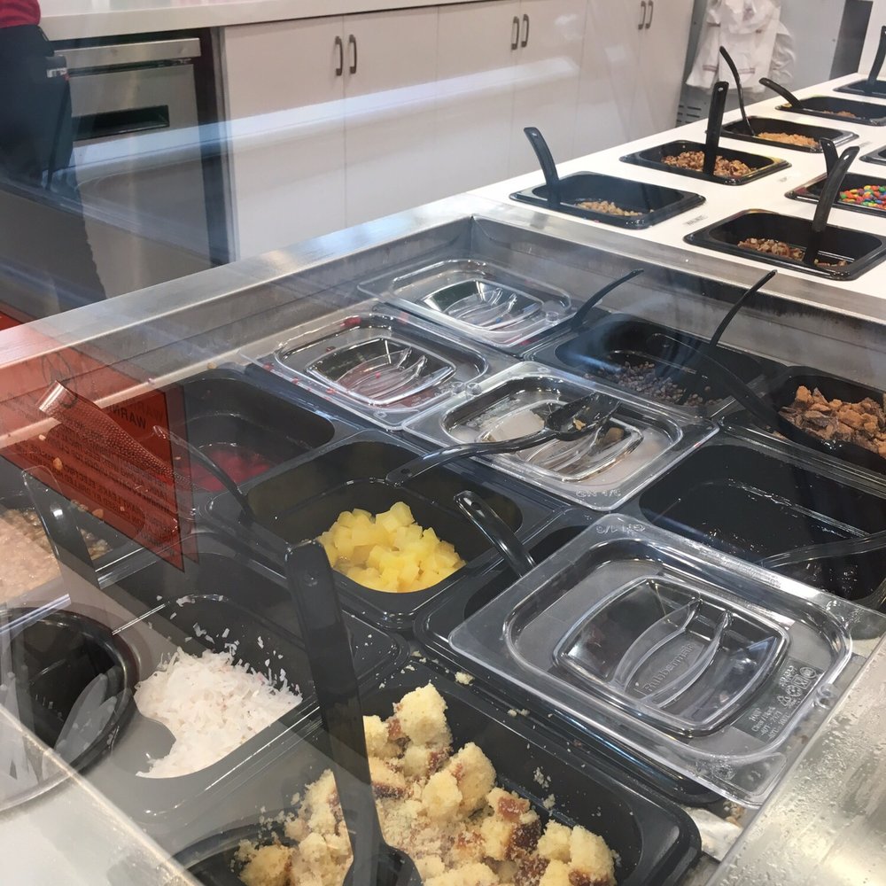 Carvel - Plenty of toppings to choose from. - Ice Cream & Frozen Yogurt Near Me - Boynton Beach, Florida Carvel - Plenty of toppings to choose from. - Ice Cream & Frozen Yogurt Near Me - Boynton Beach, Florida
