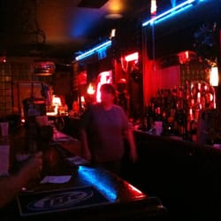 Pop's Blue Moon - The bar and Bartender