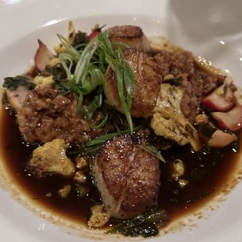 Commander's Palace - Cajun/Creole Near Me - New Orleans, Louisiana