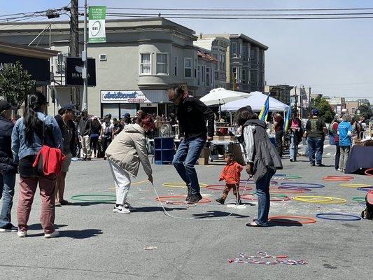 Inner Sunset Flea Market~2nd Sundays April to November 2024 by null